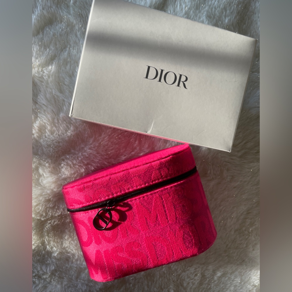 Dior Beauty - Miss Dior Pink Vanity Case